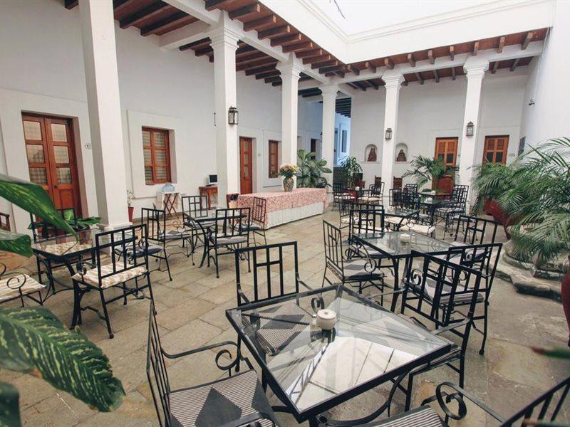 Hotel Aitana Oaxaca Экстерьер фото
