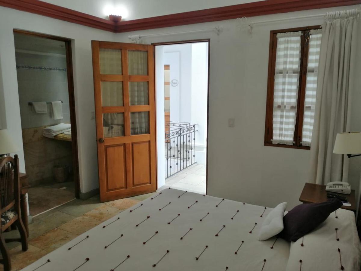 Hotel Aitana Oaxaca Экстерьер фото