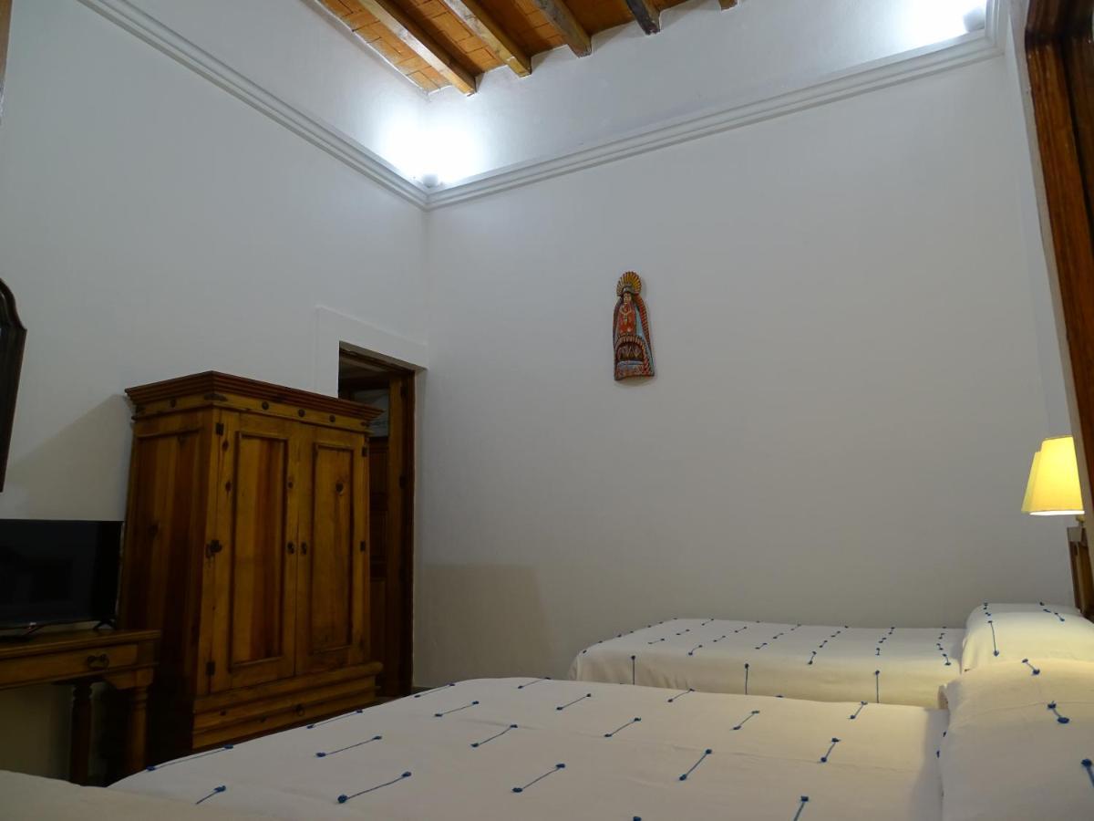 Hotel Aitana Oaxaca Экстерьер фото