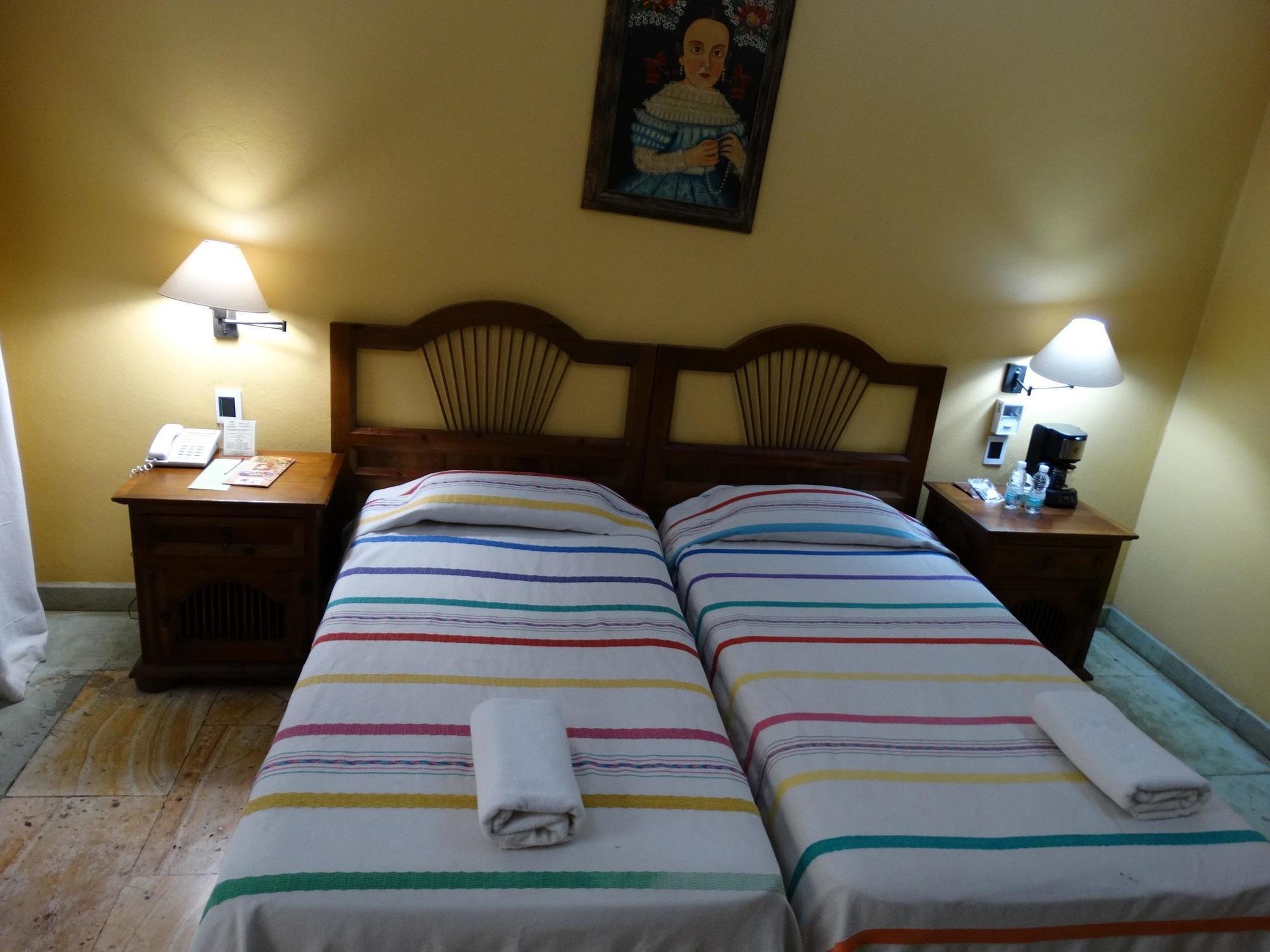 Hotel Aitana Oaxaca Экстерьер фото